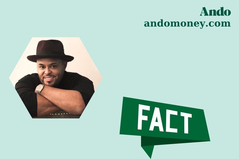 Israel Houghton fast facts