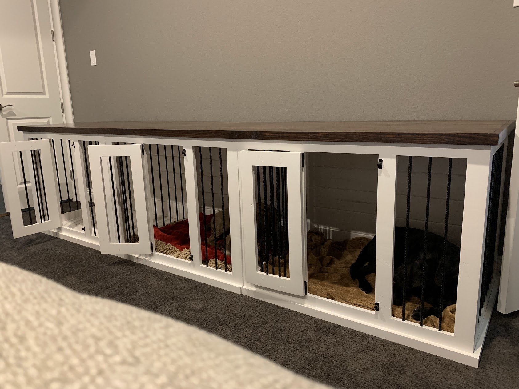 Triple Dog Crate: The Ultimate Solution for Pet Owners with Multiple Dogs