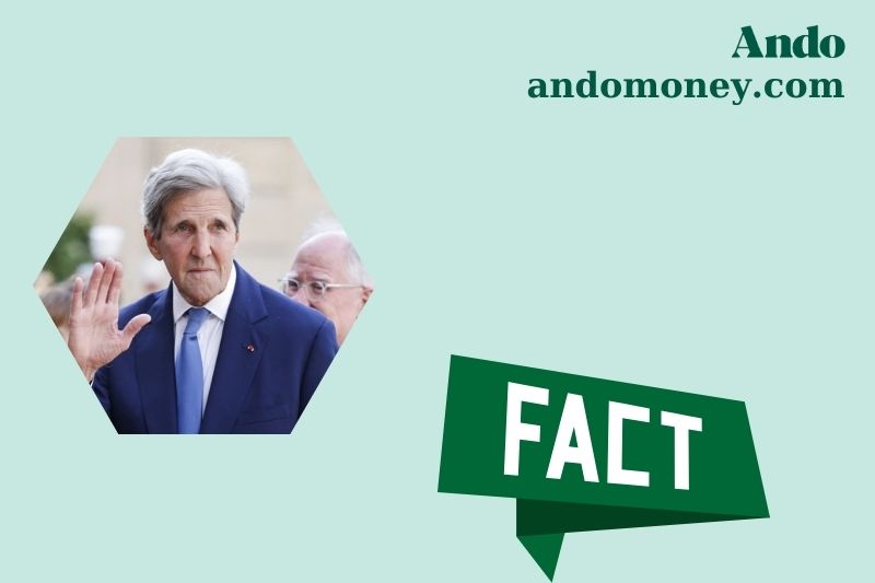 John Kerry fast facts