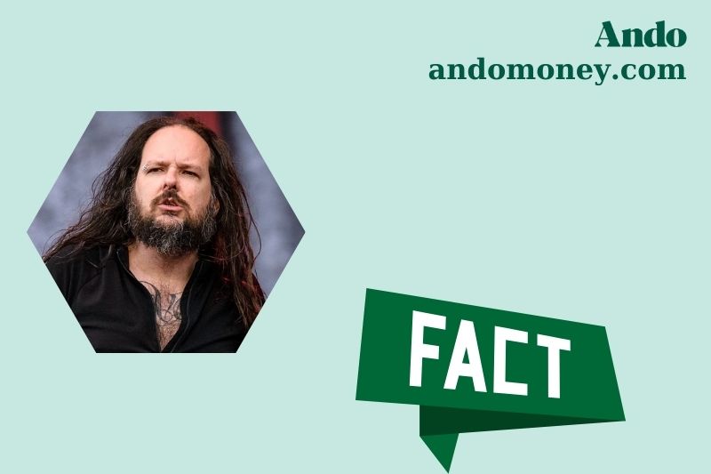 Jonathan Davis fast facts