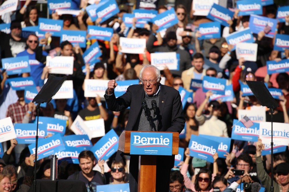 Long, Iceland, City, New, York/USA, 10/19/20: Bernie, Sanders, speaks